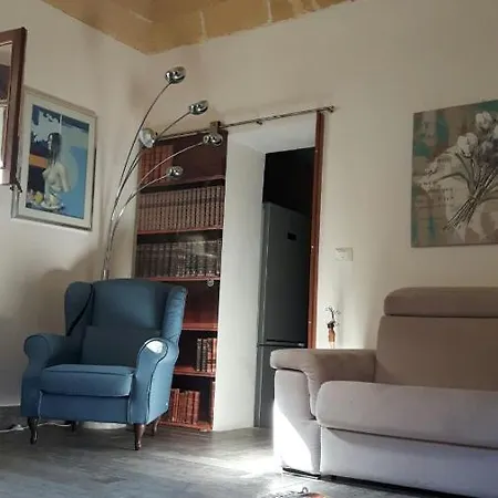 Garibaldi 15 Apartment