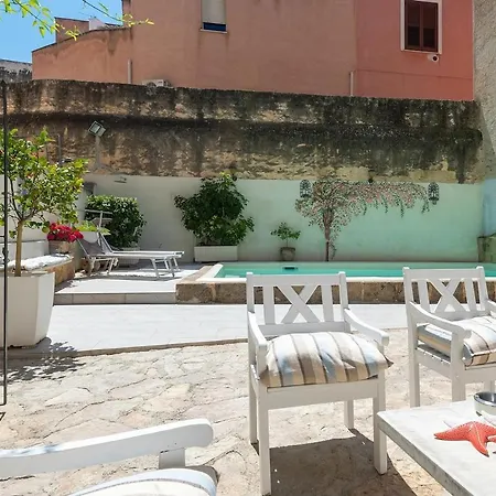 アパート Garibaldi 15